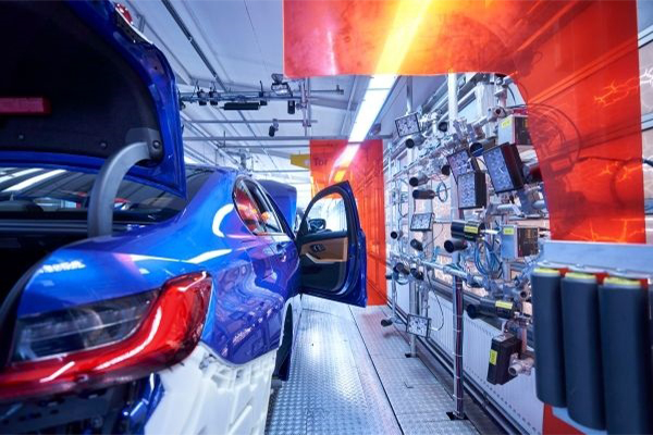 BMW Boosting AI While Factory Lines Are Paused From Pandemic - AI Summary